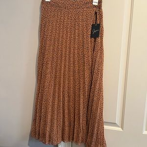 Brand New pleated orange/black midi skirt